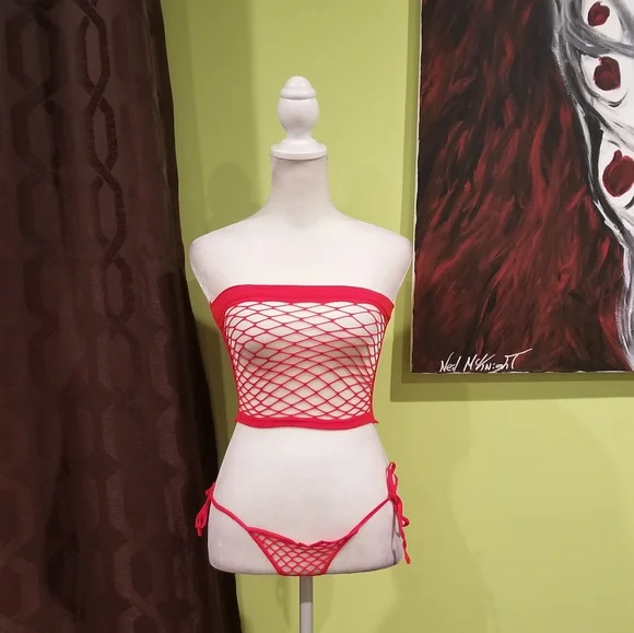 NWOT Strapless Fishnet Bandeau Lingerie Set By Music Legs - Picture 1 of 4